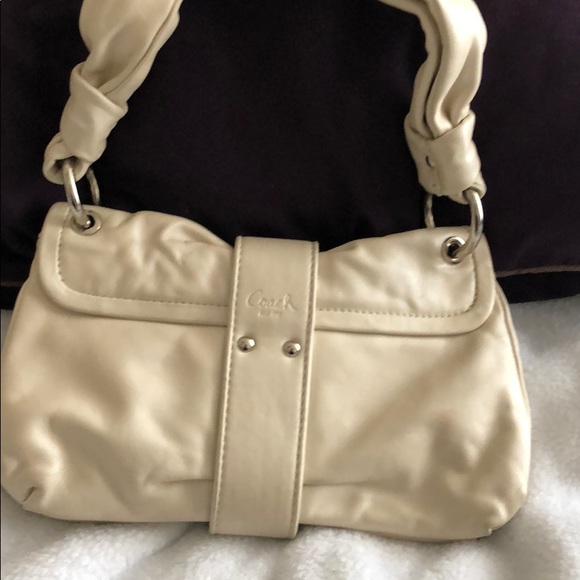 EUC Coach purse - Picture 4 of 8